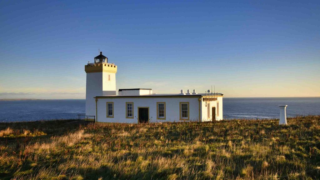 Duncansby Stacks Lighthouse